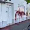 Vandalizovane prostorije SNS u Dobanovcima