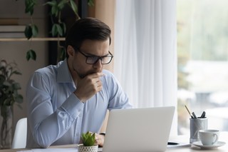 Przekształcanie zleceń w umowy o pracę. Test etatu od inspekcji budzi wątpliwości