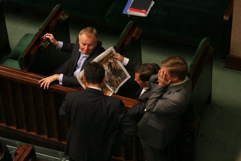 Posłowie oglądają Szczypińską w "Fakcie"