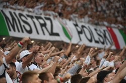 Ekstraklasa: Legia Warszawa kupiła piłkarza z Benfiki Lizbona [FOTO]