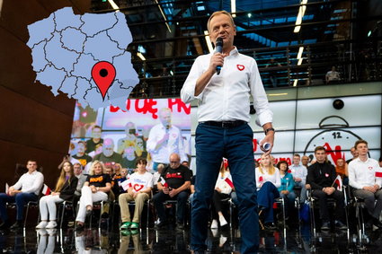 Spojrzeliśmy na liczby. To nie przypadek, że Tusk właśnie tu ogłasza program