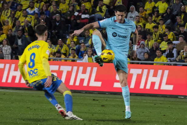 Robert Lewandowski w meczu z Las Palmas miał udział przy pierwszym golu dla Barcelony
