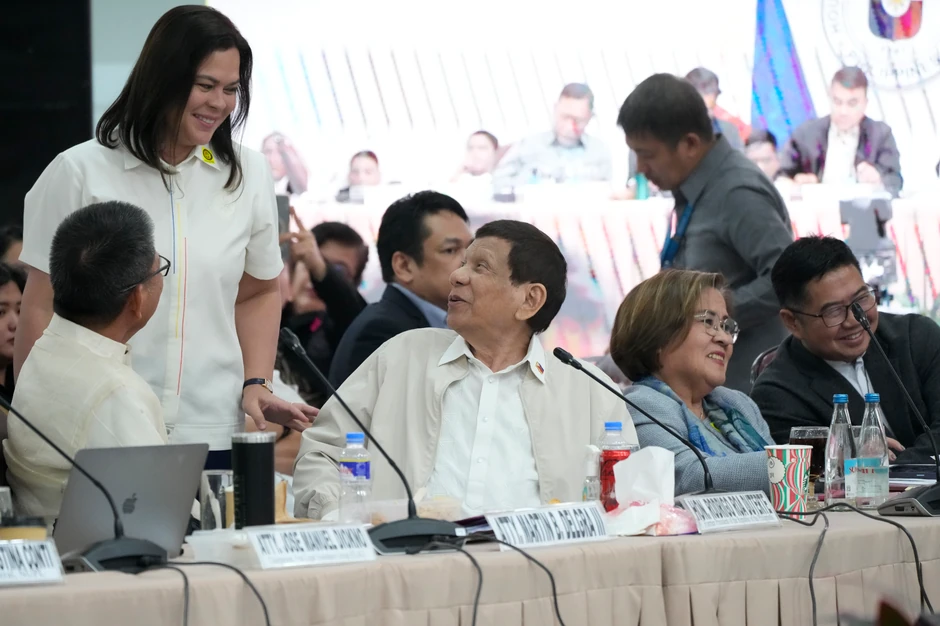 Sara Duterte razgovara sa ocem Rodrigom