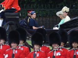 "Teraz widać, że nie ma dobrych genów". Internauci niewybrednie komentują formę księżnej Meghan po ciąży. FOTO