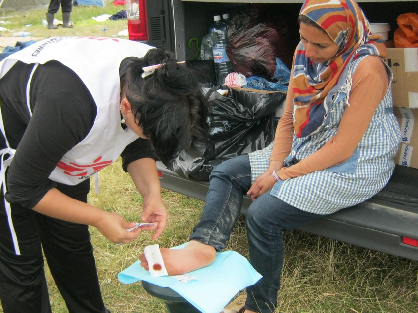 Migranti u Preševo dođu iscrpljeni od dugog puta