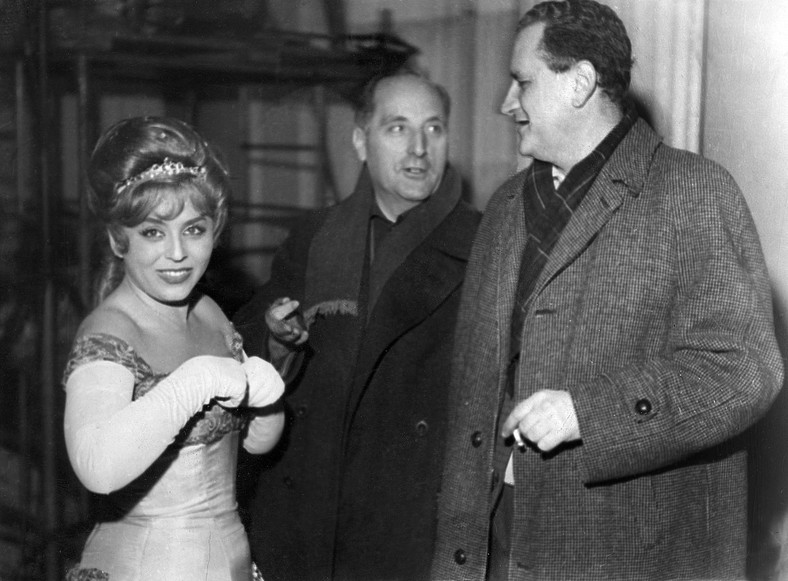 Kalina Jędrusik jako Anna na planie filmu  "Spóźnieni przechodnie". 1962 rok