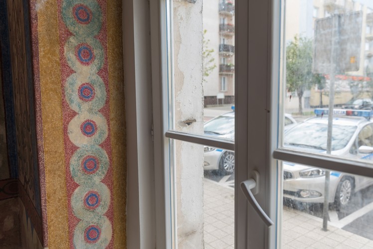 Wskrzeszenie Łazarza w policyjnej dyżurce