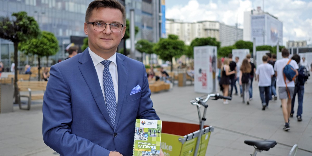 Katowice. Nowe stacje rowerowe i przeowdnik rowerowym po Katowicach 