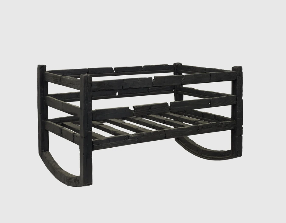 Ugljenisana drvena kolevka ©Soprintendenza Speciale per i Beni Archeologici di Napoli e Pompei / Trustees of the British Museum