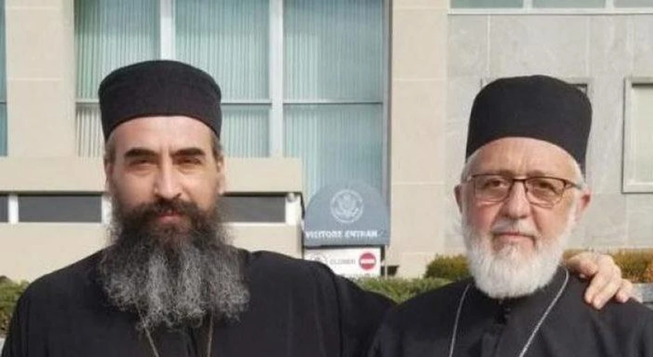 Vladika Metodije i otac Radomir Nikčević