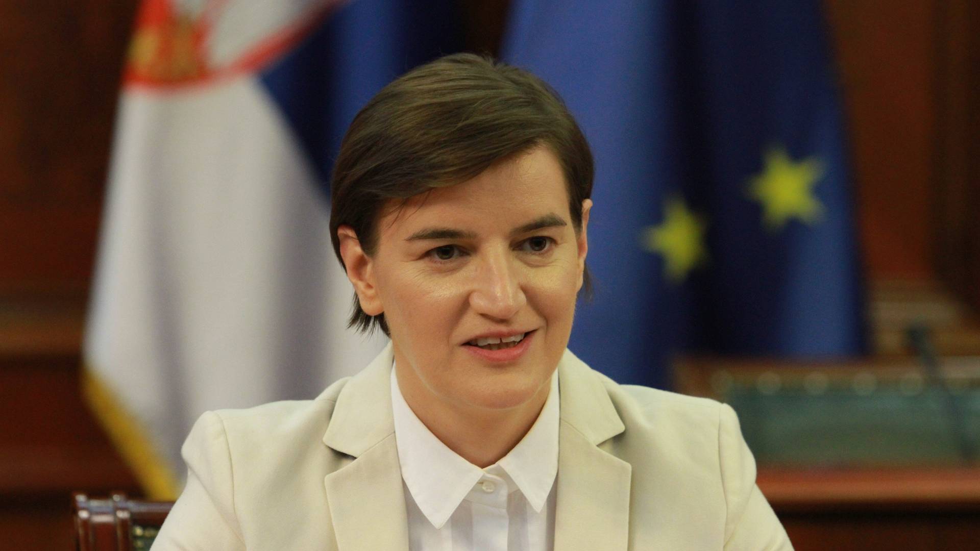 Detalj zbog kog je Melanija na fotki s Anom Brnabić neprimetna