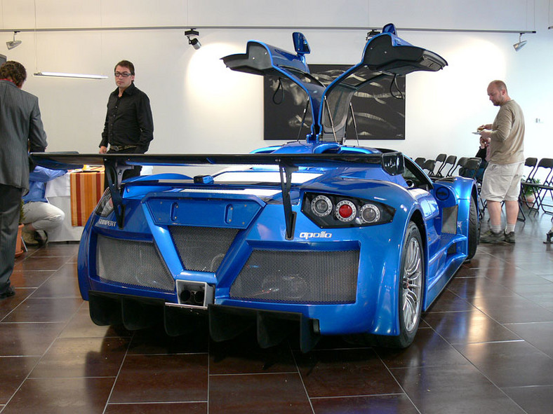 Gumpert Apollo za 310 tys. euro już do kupienie w Pradze