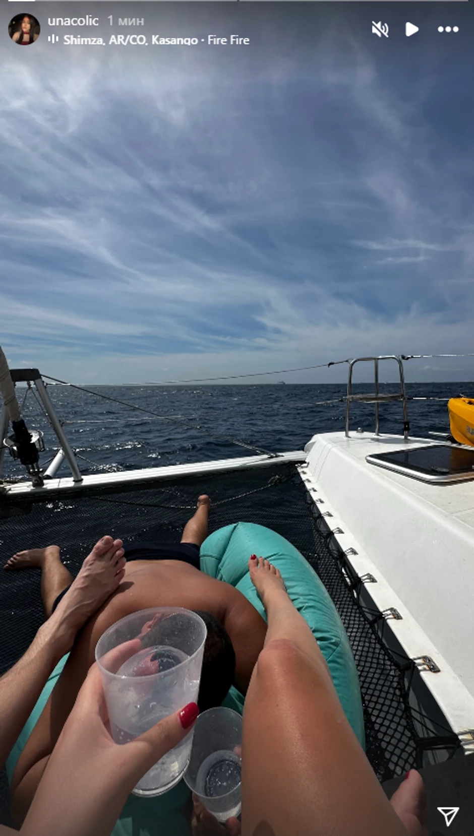 Una Čolić uživa na jahti