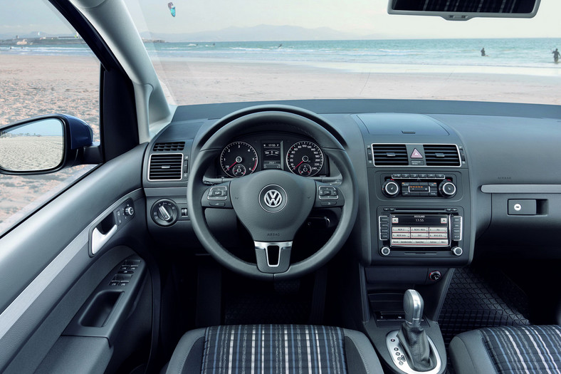 Volkswagen CrossTouran: Rodzinny SUV