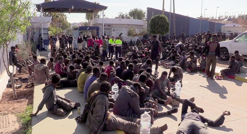 Des migrants subsahariens, le 2 mars 2022, à leur arrivée au Centre pour immigrés et demandeurs d'asile (CETI), à Melilla (2)