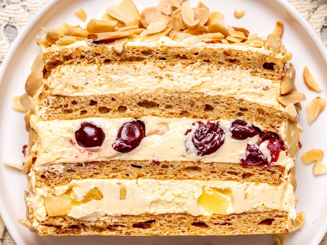 Posna Moskva torta: Recept za kremastu i neodoljivu poslasticu koja se topi u ustima