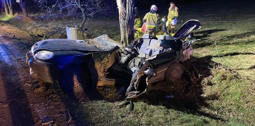 Straszne skutki błędu kierowcy. Auto błyskawicznie stało się śmiertelną pułapką