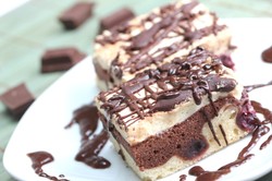 Chatka Puchatka, fale Dunaju, zebra. Znasz te domowe ciasta z PRL? QUIZ dla znawców