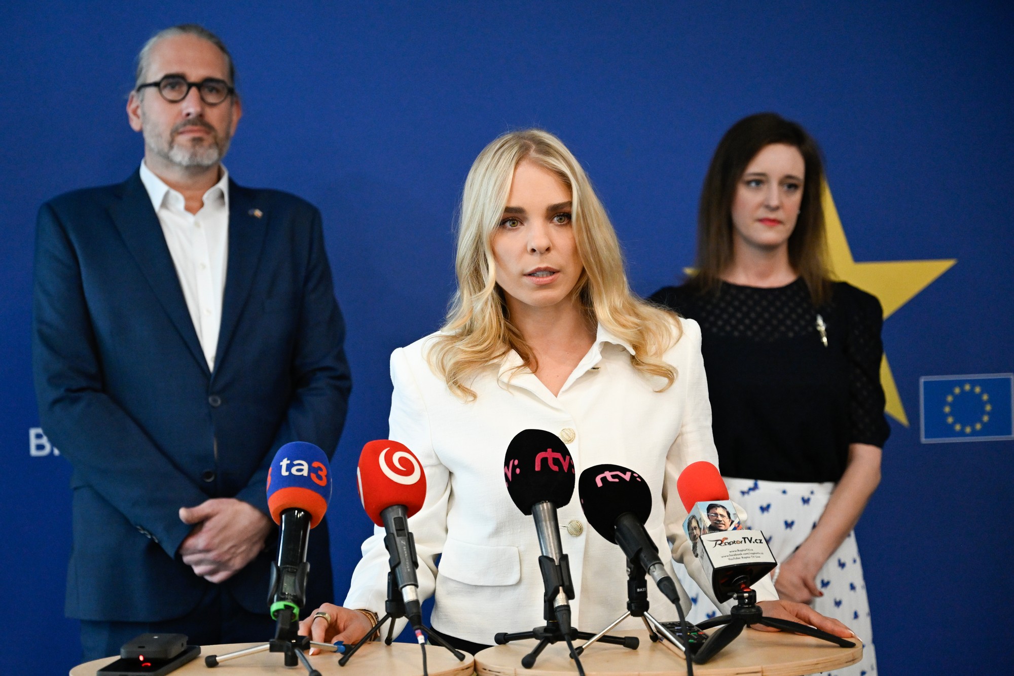 Veronika Cifrová Ostrihoňová (PS).
