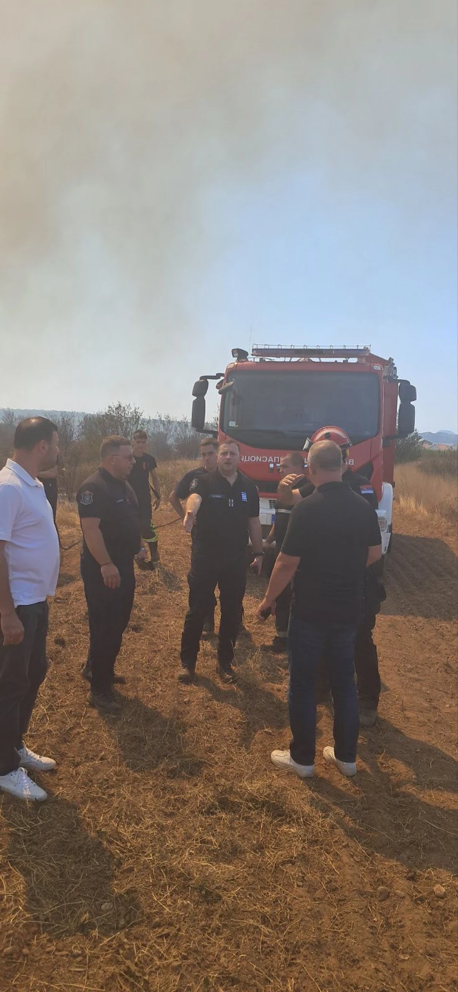 Na licu mesta nalazi se i načelnik Sektora za vanredne situacija Luka Čaušić