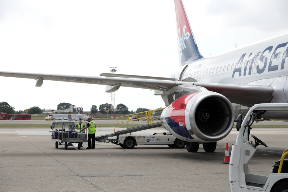 "Najbitnija mera za suzbijanje prisustva ptica ističe se ljudsko prisustvo i upotreba terenskih vozila"