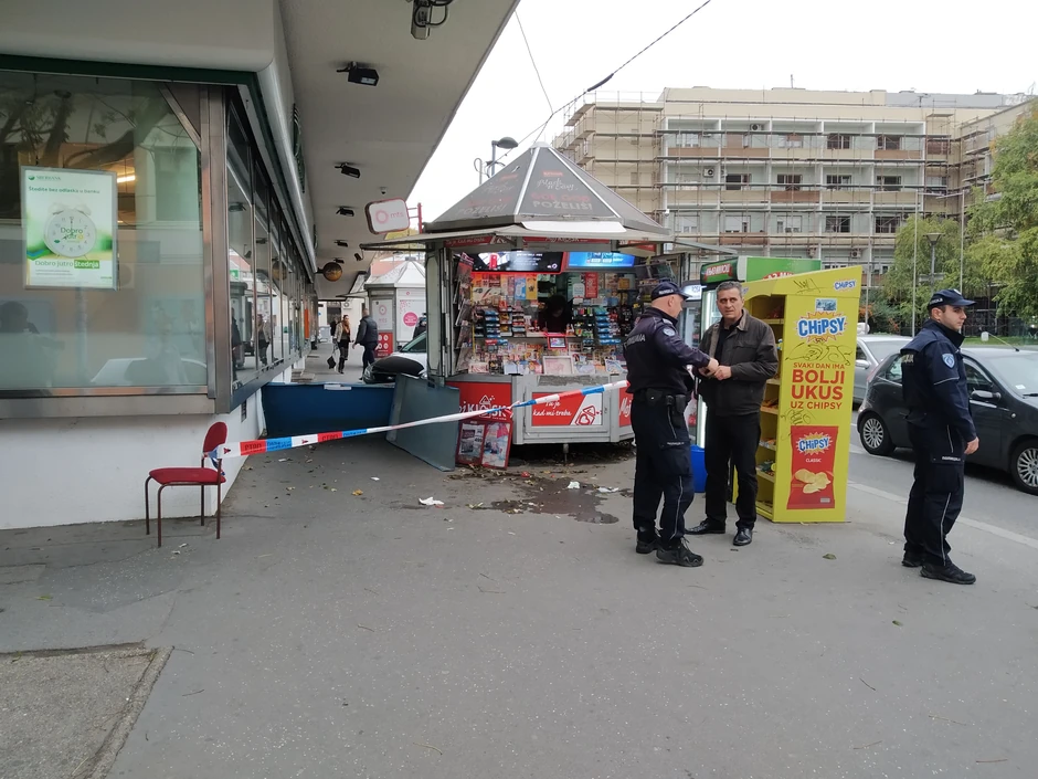 Policija blokirala deo oko trafike