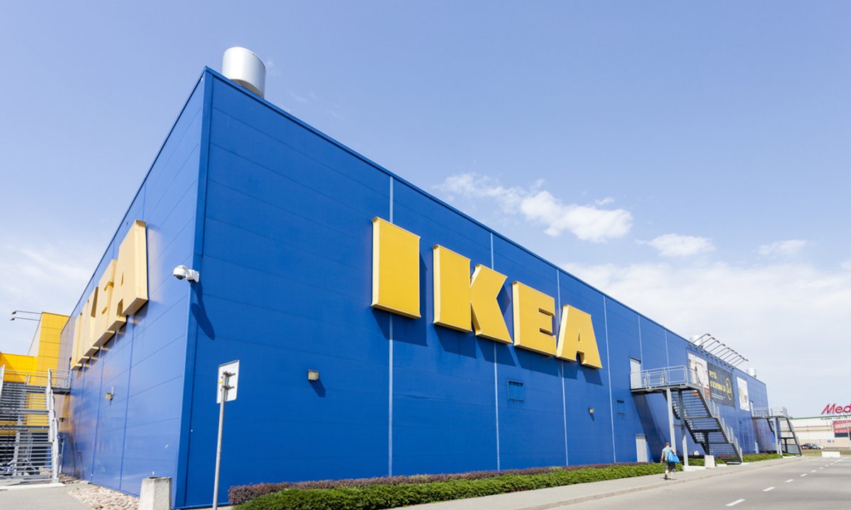 Szwedzki gigant otworzył pierwszy w Polsce second-hand. Można kupić meble za grosze