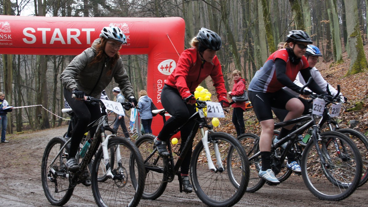 Finałowa edycja MTB Bike Tour Gdańsk już w najbliższą sobotę. Na dystansie od trzech do prawie 30 kilometrów zmierzą się pasjonaci jazdy na rowerze z całego Trójmiasta - zarówno profesjonaliści, jak i amatorzy. Wyścigi odbędą się w lasach oliwskich.