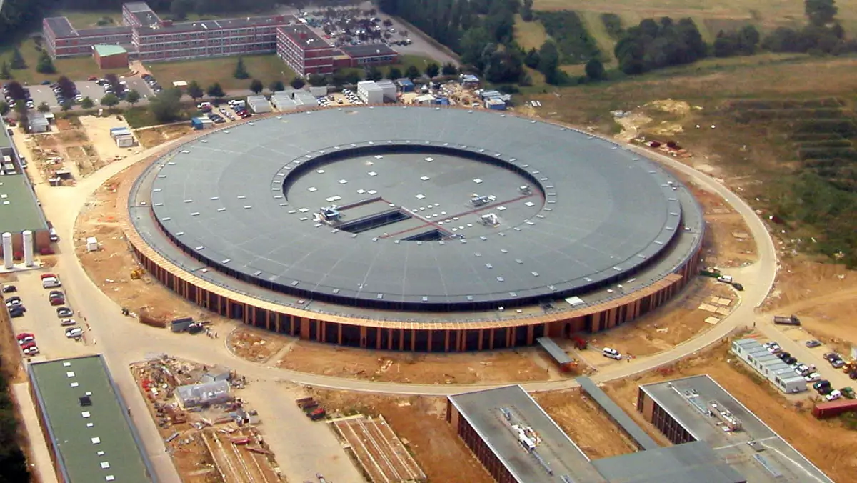 Synchrotron SOLEIL pod Paryżem