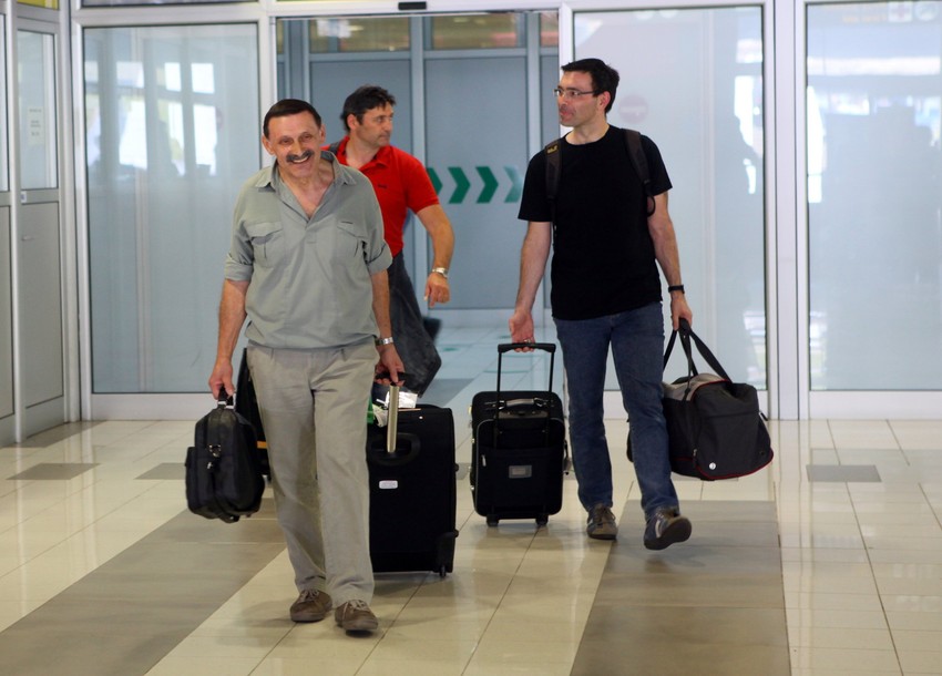 Pecold je i sinove doveo u Srbiju