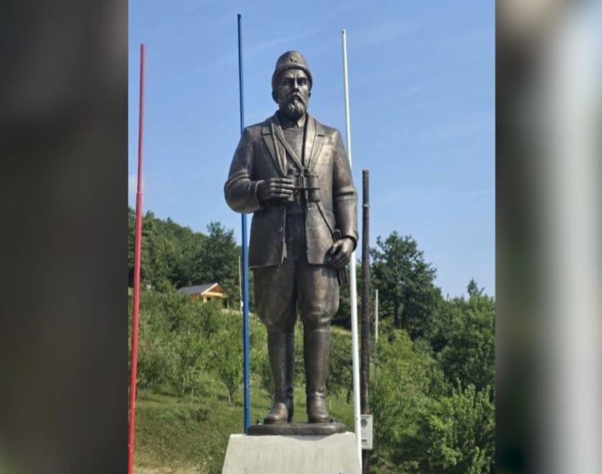 Spomenik Pavlu Đurišiću