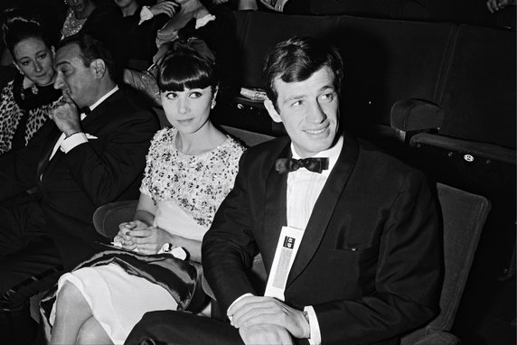 Jean-Paul Belmondo z żoną Elodie Constantin (1964)