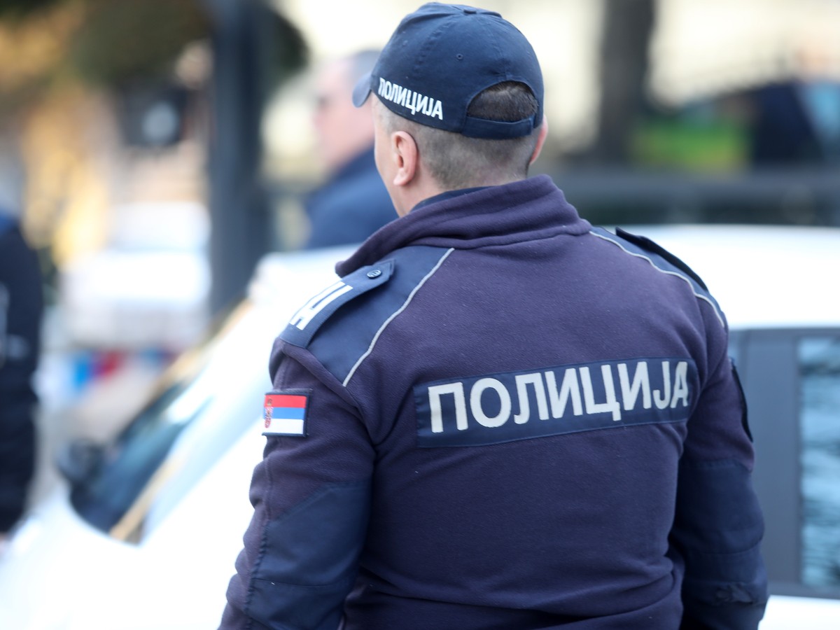 Hapšenje u Lazarevcu: Posle svađe izvukao nož i posekao mladića