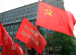 Komunista z KPP: Swastyka to znak radości