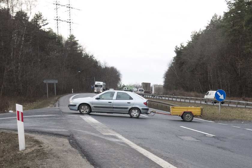 Skrzyżowanie DK 86 z ul. Polną