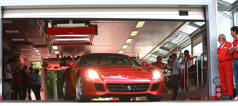 Ferrari 599 HGTE: pakiet dla Fiorano (fotogaleria)