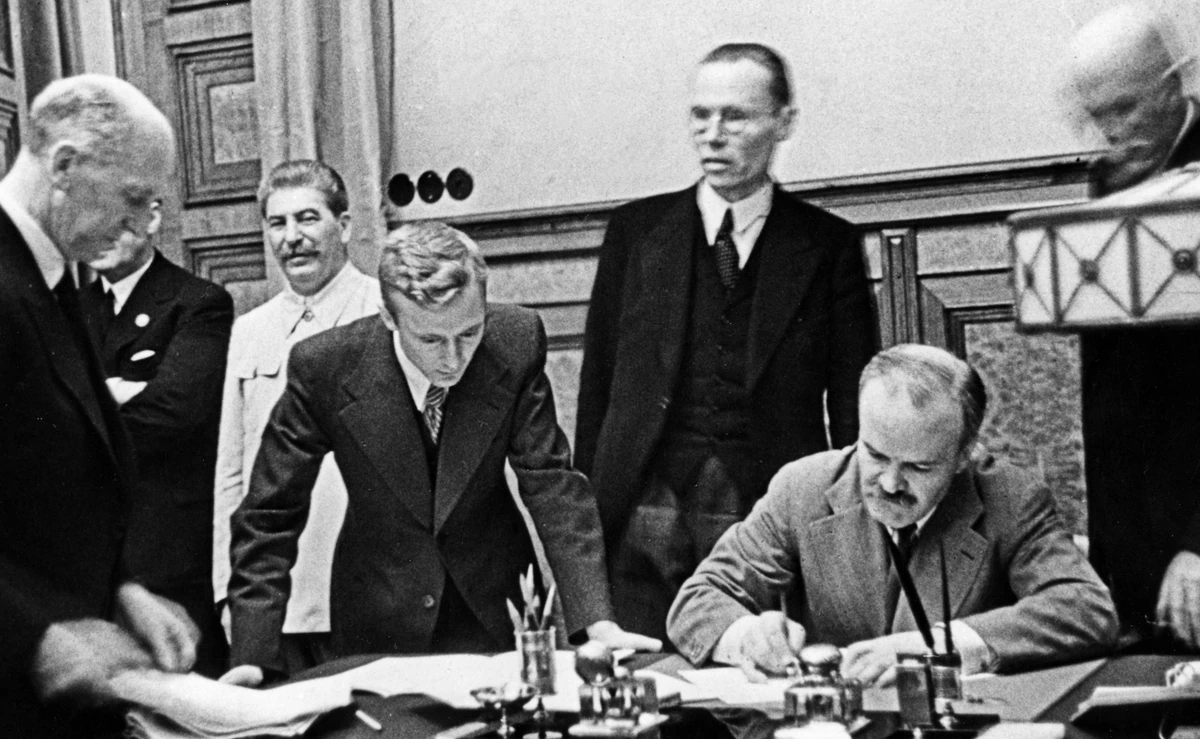  QUIZ Historia Paktu Ribbentrop-Mołotow. 10/10 udaje się nielicznym