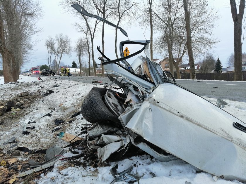 Tragiczny wypadek pod Wyszkowem. Nie żyje 35-letni kierowca