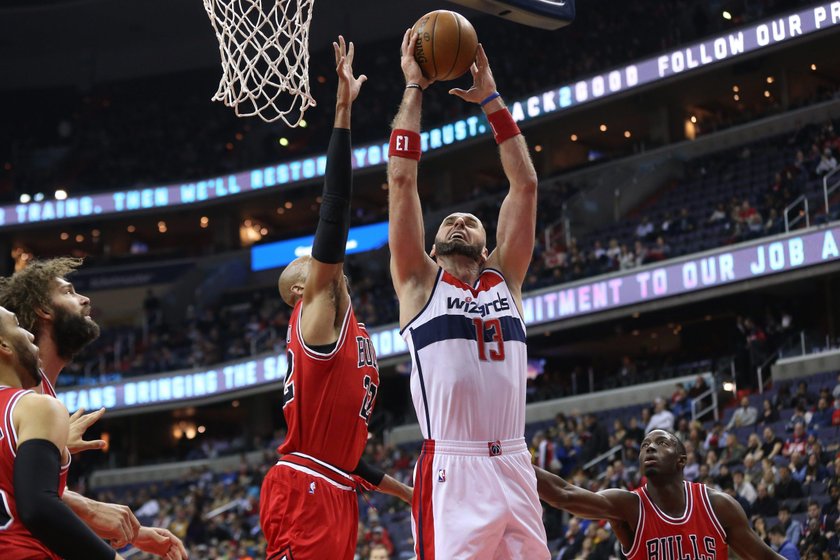 Marcin Gortat zabrał do hotelu trzy dziewczyny po meczu Wizards