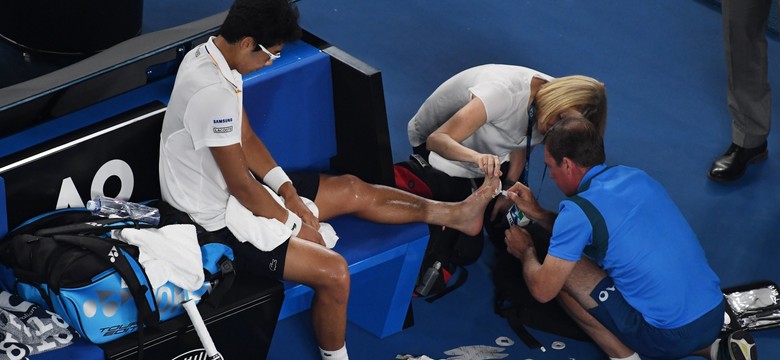 Australian Open: Siódmy finał Federera po kreczu Chunga