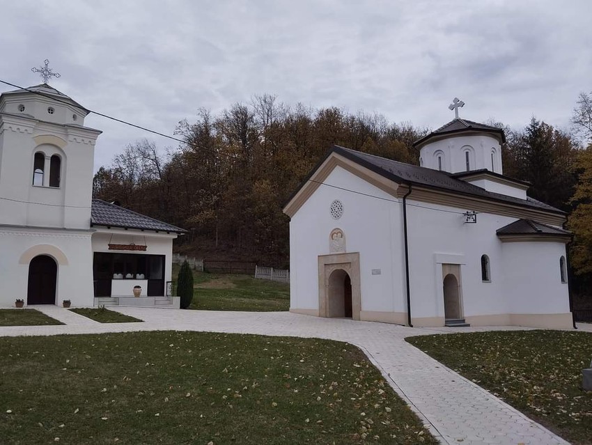 Crkva Svetog Petra i Pavla u Ražnju