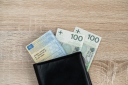 uderzyli w nas zupełnie nowym podatkiem za samochody. teraz trzeba płacić fiskusowi jeszcze więcej