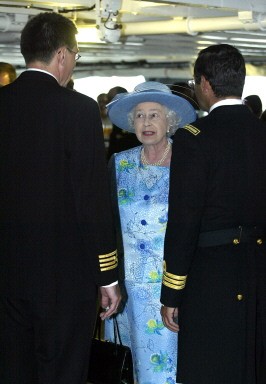 BRITAIN-TRAFALGAR-CELEBRATIONS-QUEEN-NAVAL-OFFICERS