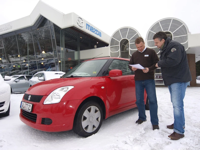 Jak sprowadzić auto z zagranicy?