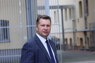 Czarnek: To nie są proste czasy, to nie jest czas pokoju i sielanki