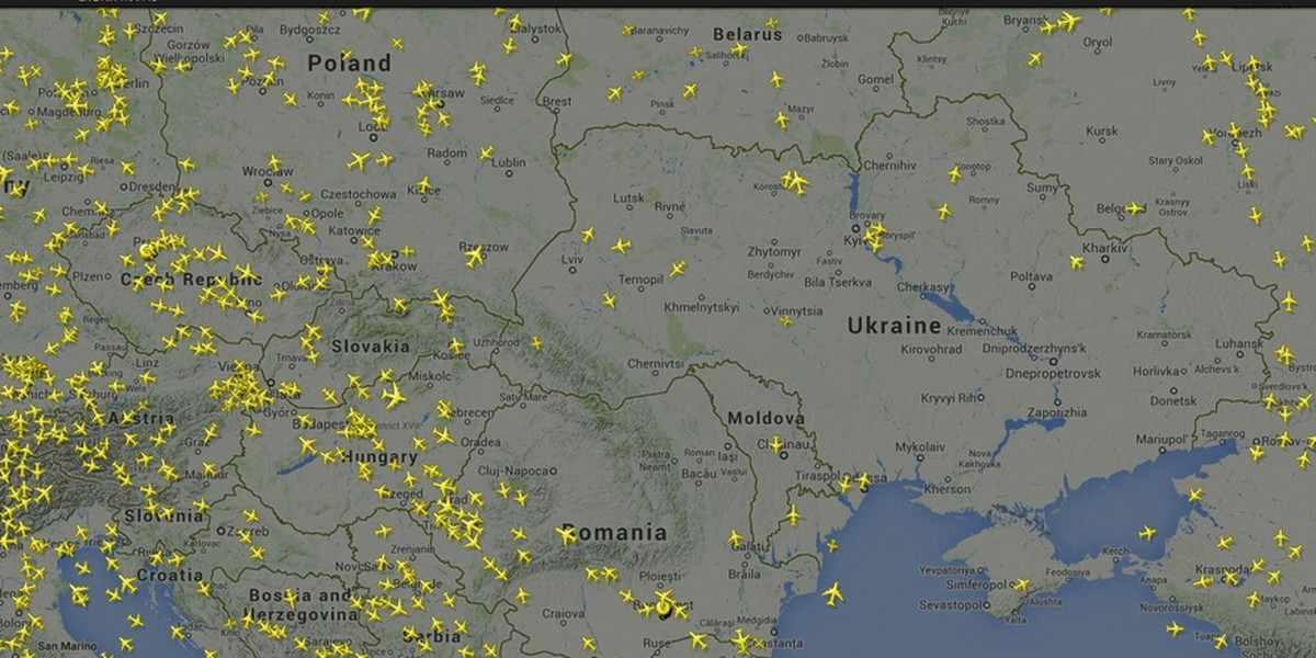 Samoloty omijają wschodnią Ukrainę