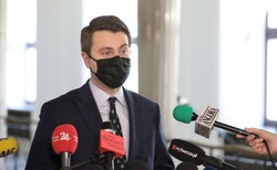 Müller: Opozycja proponuje Polexit. Grabiec: Wystarczy nie kraść