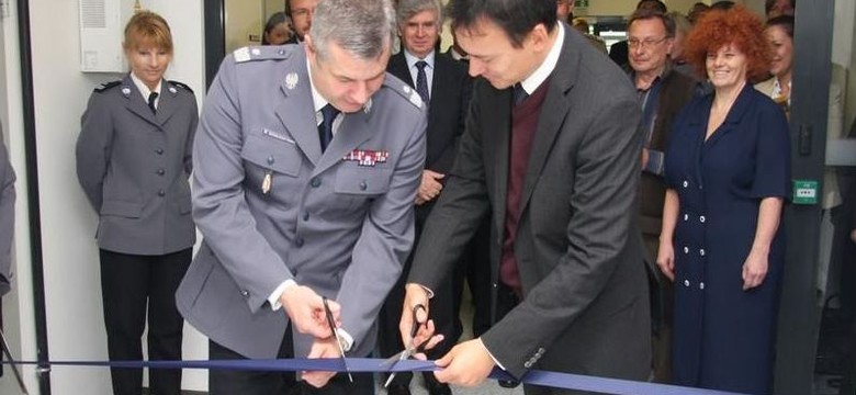 "Specjalne" zadanie BOR. Rządowy mercedes wozi córkę ministra do szkoły