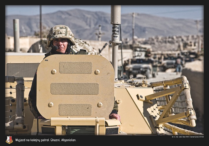Wyjazd na kolejny patrol. Polska misja w Afganistanie. Fot. st. chor. szt Adam Roik. Combat Camera DO RSZ