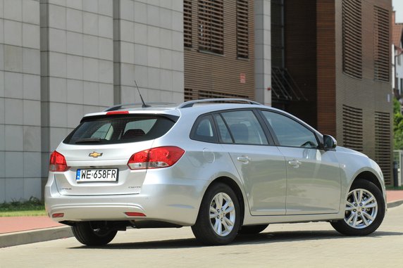 Porównanie: Chevrolet Cruze 1.4T, Ford Focus 1.6 EB czy Kia cee’d 1.6 GDi